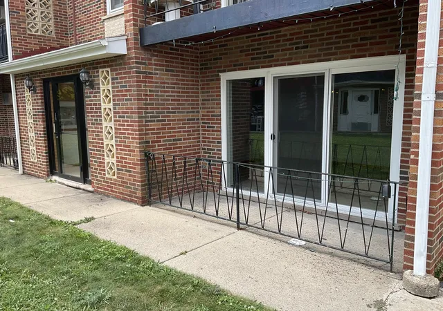 2nd image of 6436 W 64th Pl #C1, Chicago, IL 60638 | MLS# 12715492