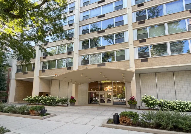 1st image of 336 W Wellington Ave #1901, Chicago, IL 60657 | MLS# 12715517