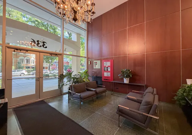 17th image of 336 W Wellington Ave #1901, Chicago, IL 60657 | MLS# 12715517