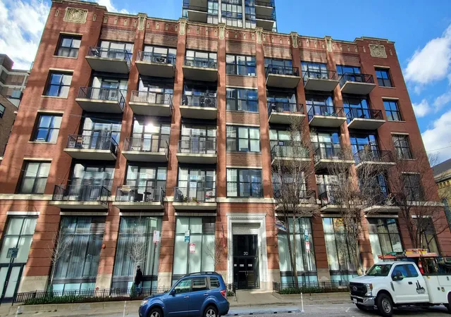 1st image of 210 S Desplaines St #512, Chicago, IL 60661 | MLS# 12715547