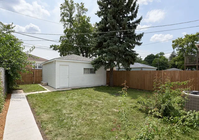 26th image of 1039 W 97 St, Chicago, IL 60643 | MLS# 12715551