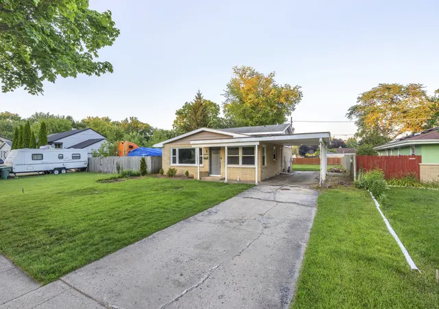 Photo 2 of Sale Pending at 2919 Ezekiel Ave, Zion, IL 60099 | MLS# 12715636 | Listing updated on 2026-08-12