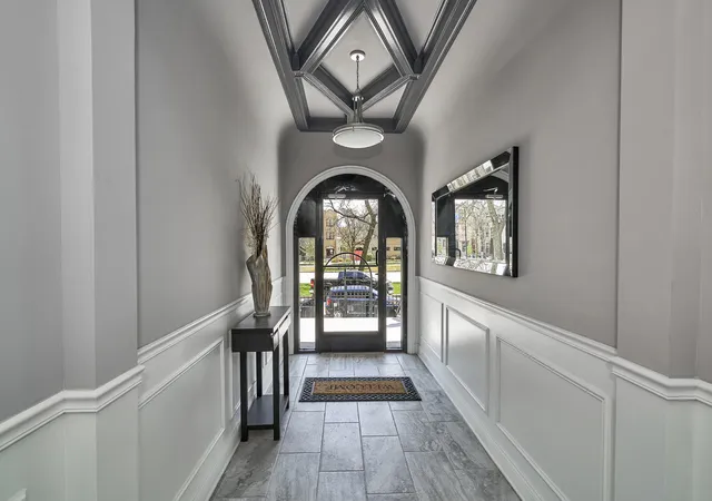 3rd image of 4520 S King Dr, Chicago, IL 60653