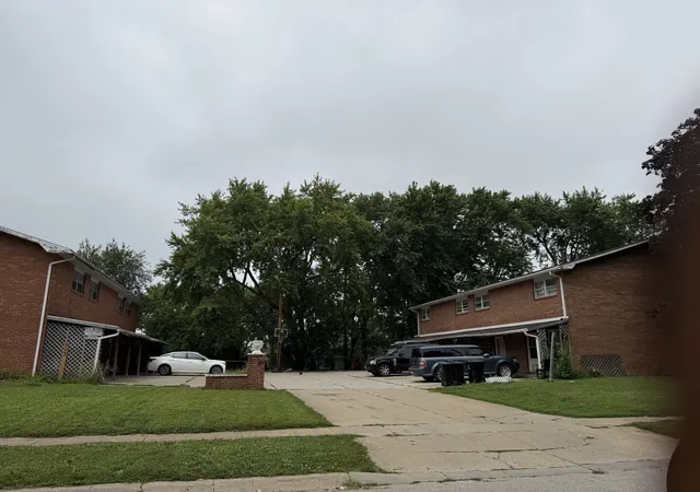 2nd image of 314 Riley Dr, Bloomington, IL 61701 | MLS# 12715643