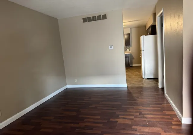Photo 3 of Townhouse for sale at 314 Riley Dr, Bloomington, IL 61701 | MLS# 12715643 | Listing updated on 2026-09-28