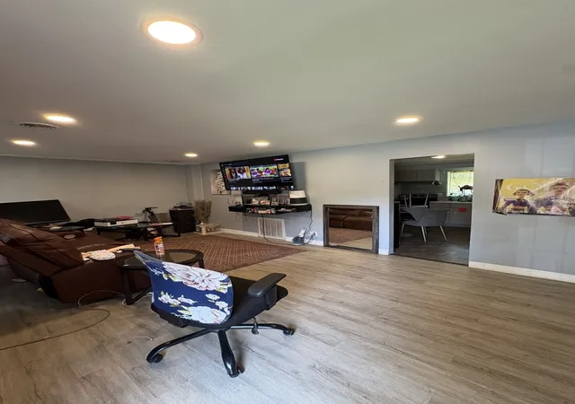 Photo 3 of Single family home for sale at 158 Algonquin St, Park Forest, IL 60466 | MLS# 12715668 | Listing updated on 2026-09-13