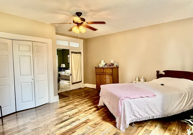 Photo 3 of Single family home for sale at 208 E 8th Street, Metropolis, IL 62960 | MLS# 12715670 | Listing updated on 2026-09-17