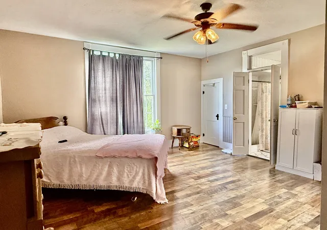 Photo 4 of Single family home for sale at 208 E 8th Street, Metropolis, IL 62960 | MLS# 12715670 | Listing updated on 2026-09-17