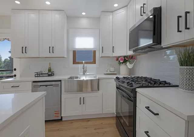 Photo 3 of Single family home for sale at 1447 Comanche Dr, Bolingbrook, IL 60490 | MLS# 12715697 | Listing updated on 2026-09-23