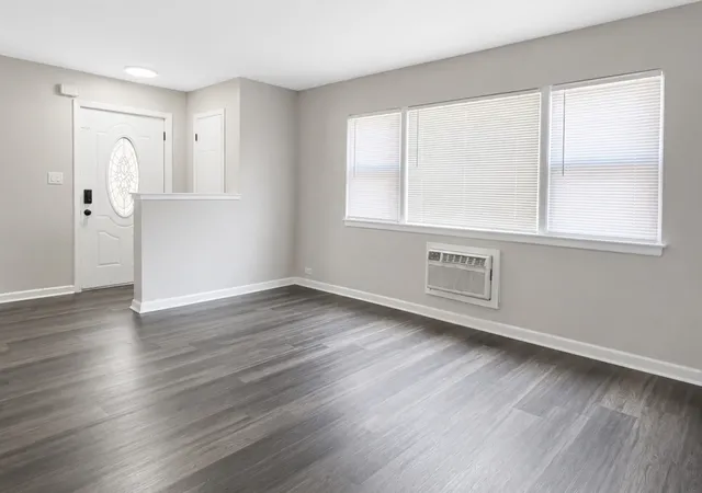 Listing Photo 5 - Condo for sale in building located at 4313 S Harlem Ave, Stickney, IL 60402 - Unit #4