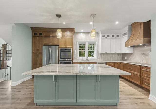 Photo 3 of Single family home for sale at 9215 S Damen Ave, Chicago, IL 60643 | MLS# 12715737 | Listing updated on 2026-10-07