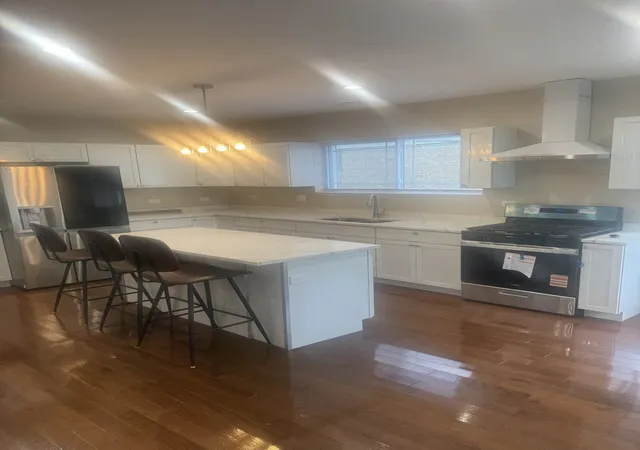 Photo 4 of Single family home for sale at 1612 S Scoville Ave, Berwyn, IL 60402 | MLS# 12715778 | Listing updated on 2026-10-08
