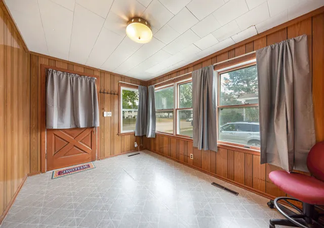 Photo 1 of Single family home for sale at 550 W Henry St, Kankakee, IL 60901 | MLS# 12715828 | Listing updated on 2026-09-20