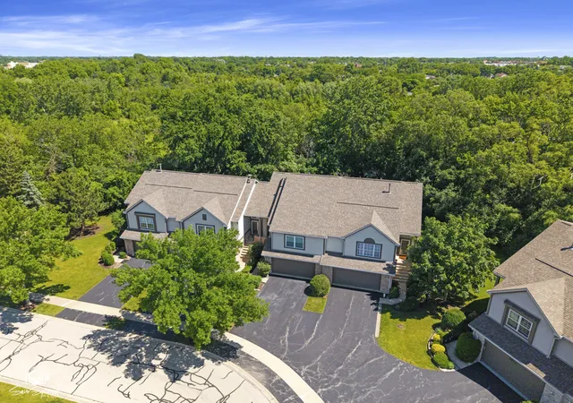 Townhouse for sale at 2605 Oxford Ct, Darien, IL 60561 | MLS# 12715870