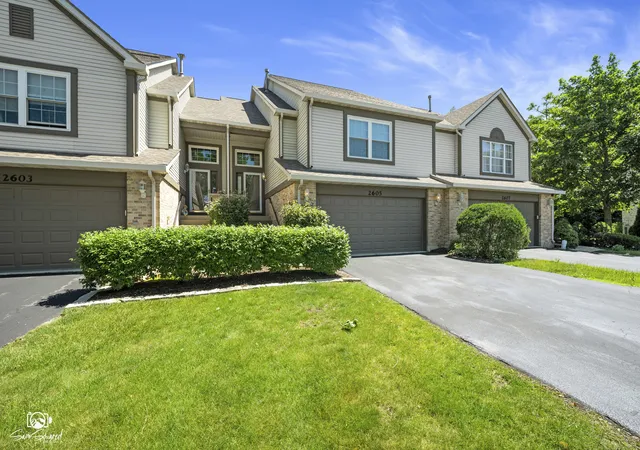 Photo 1 of Townhouse for sale at 2605 Oxford Ct, Darien, IL 60561 | MLS# 12715870 | Listing updated on 2026-08-25