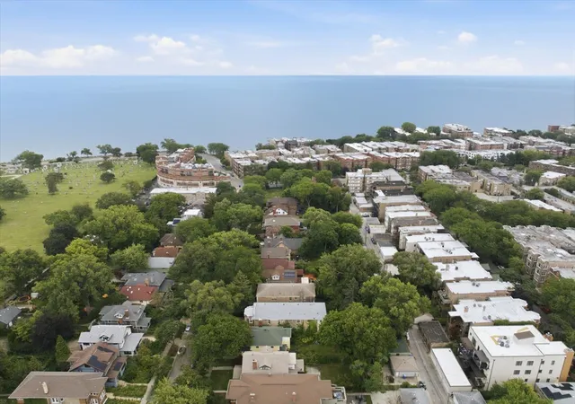 56th image of 1527 W Juneway Ter, Chicago, IL 60626 | MLS# 12715902