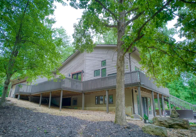 Photo 1 of Single family home for sale at 2 Trillium Ln, Murphysboro, IL 62966 | MLS# 12715915 | Listing updated on 2026-08-30