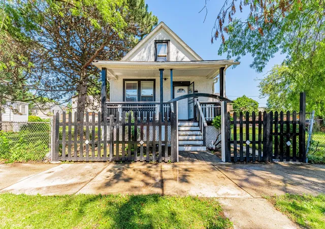 1st image of 7553 S Saint Lawrence Ave, Chicago, IL 60619 | MLS# 12716012