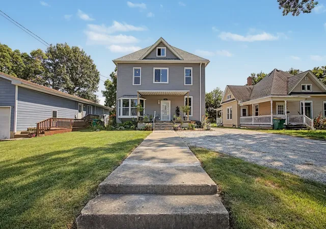 3rd image of 111 7Th St, Streator, IL 61364 | MLS# 12716026