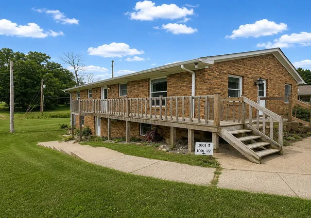 3rd image of 1001 14Th St, Silvis, IL 62182 | MLS# 12716027