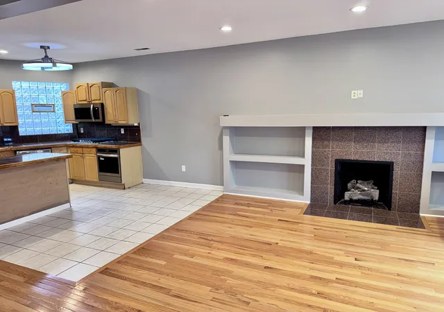 2nd image of 5928 S Prairie St #3, Chicago, IL 60637 | MLS# 12716058