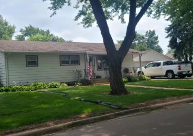 Photo 2 of Sale Pending at 1314 Shawnee Ln, Ottawa, IL 61350 | MLS# 12716065 | Listing updated on 2026-09-04