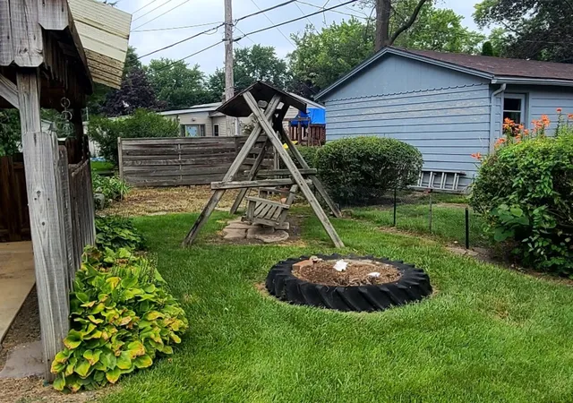 Photo 2 of Sale Pending at 1314 Shawnee Ln, Ottawa, IL 61350 | MLS# 12716065 | Listing updated on 2026-09-04