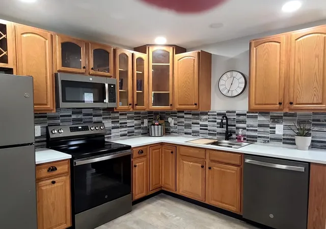 Photo 3 of Sale Pending at 1314 Shawnee Ln, Ottawa, IL 61350 | MLS# 12716065 | Listing updated on 2026-09-04
