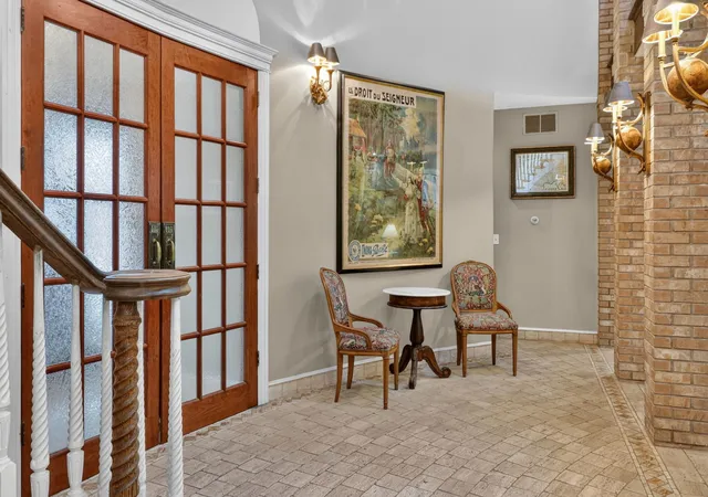 Photo 4 of Single family home for sale at 6116 S Brainard Ave, La Grange Highlands, IL 60525 | MLS# 12716076 | Listing updated on 2026-10-20
