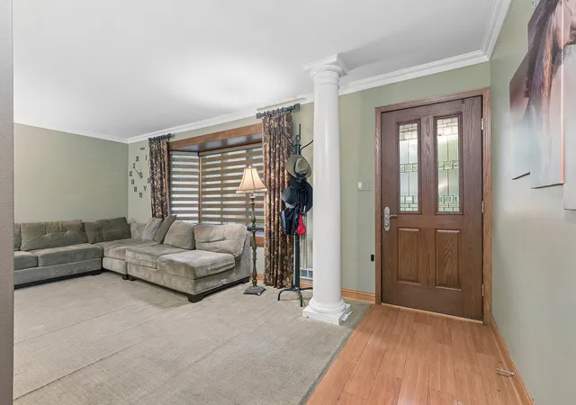 Photo 4 of Sale Pending at 705 Tana Ln, Joliet, IL 60435 | MLS# 12716092 | Listing updated on 2026-09-17