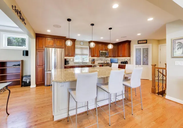 Photo 3 of Single family home for sale at 36785 N Lake St, Ingleside, IL 60041 | MLS# 12716263 | Listing updated on 2026-09-12