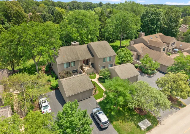 Photo 1 of Condo for sale at 1285 Oak Hl Rd #D, Lake Barrington, IL 60010 | MLS# 12716299 | Listing updated on 2026-09-02