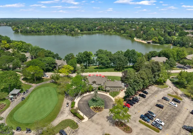Photo 3 of Condo for sale at 1285 Oak Hl Rd #D, Lake Barrington, IL 60010 | MLS# 12716299 | Listing updated on 2026-09-02