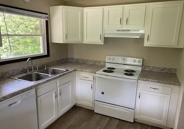 Photo 2 of Sale Pending at 85 Highlander Dr, Carbondale, IL 62901 | MLS# 12716301 | Listing updated on 2026-09-25