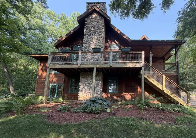 Photo 1 of Single family home for sale at 11 Heatherdowns Ln, Galena, IL 61036 | MLS# 12716337 | Listing updated on 2026-09-23