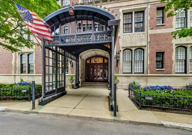 Photo 3 of Condo for sale at 1120 N Lake Shore Dr #16B, Chicago, IL 60611 | MLS# 12716342 | Listing updated on 2026-08-31