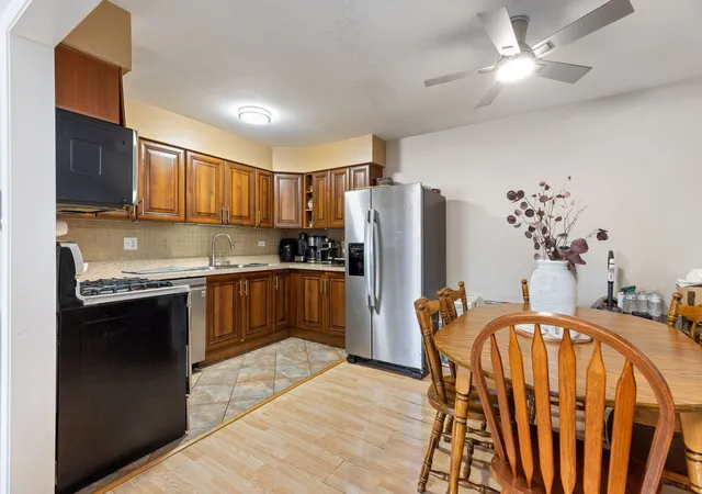 Photo 4 of Condo for sale at 17138 71st Avenue #5, Tinley Park, IL 60477 | MLS# 12716392 | Listing updated on 2026-09-14