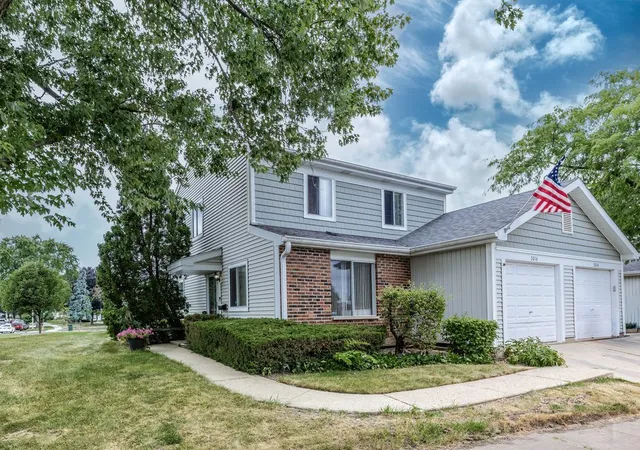 Photo 1 of Townhouse for sale at 2016 Raleigh Pl, Hoffman Estates, IL 60169 | MLS# 12716430 | Listing updated on 2026-08-25