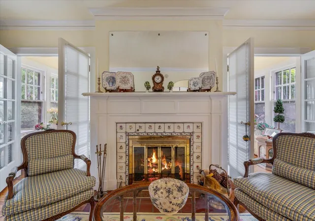Photo 4 of Single family home for sale at 220 Maple Ave, Wilmette, IL 60091 | MLS# 12716456 | Listing updated on 2026-09-08