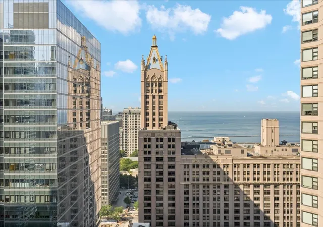 Photo 1 of Condo for sale at 400 E Ohio St #3202, Chicago, IL 60611 | MLS# 12716509 | Listing updated on 2026-09-14