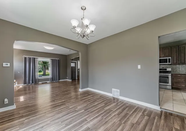 4th image of 228 Richards St, Joliet, IL 60433 | MLS# 12716531