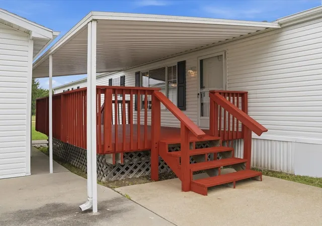 Photo 3 of Manufactured home for sale at 3747 W Il Rt 64 Lot #170, Mount Morris, IL 61054 | MLS# 12716560 | Listing updated on 2026-08-02