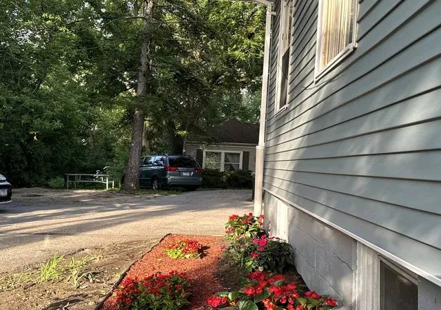 2nd image of 43 S Cedar St, Palatine, IL 60067 | MLS# 12716589