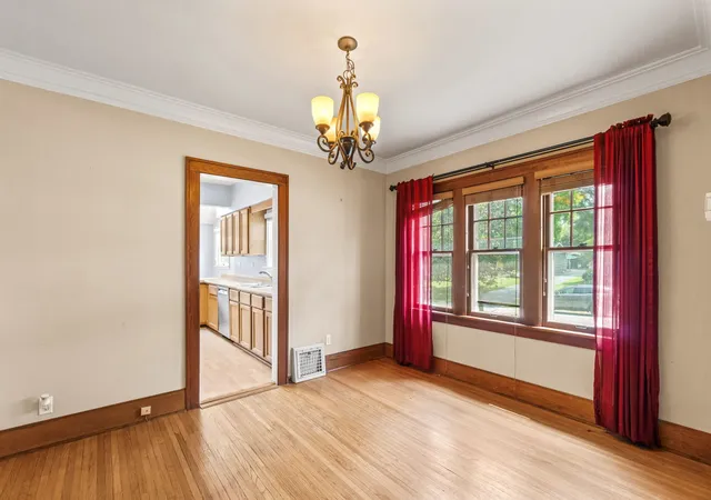 Photo 3 of Single family home for sale at 1000 Division St, Lisle, IL 60532 | MLS# 12716611 | Listing updated on 2026-09-11