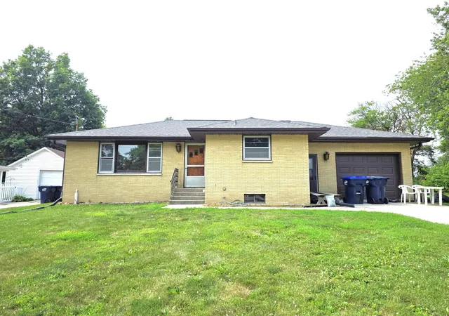 1st image of 309 W Main St, Atkinson, IL 61235 | MLS# 12716620