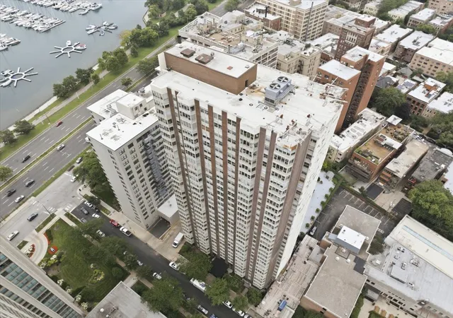 Photo 1 of Condo for sale at 525 W Hawthorne Pl #1002, Chicago, IL 60657 | MLS# 12716624 | Listing updated on 2026-08-16