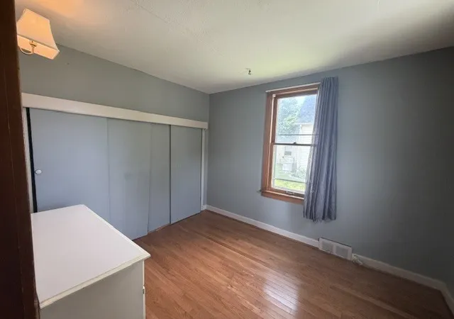 Photo 3 of Single family home for sale at 418 W Santa Fe Ave, Toluca, IL 61369 | MLS# 12716662 | Listing updated on 2026-09-14