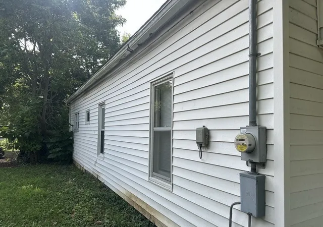Photo 2 of Single family home for sale at 706 N Victor St, Christopher, IL 62822 | MLS# 12716721 | Listing updated on 2026-08-14