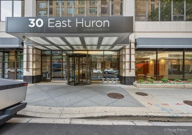 2nd image of 30 E Huron St #1207, Chicago, IL 60611 | MLS# 12716725