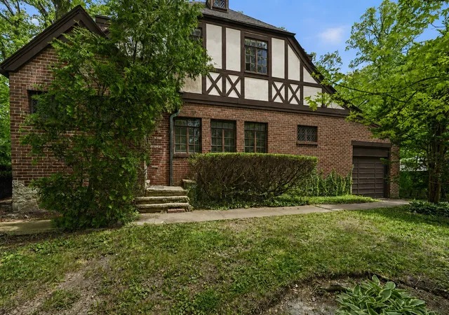 Photo 1 of Single family home for sale at 3107 Dato Ave, Highland Park, IL 60035 | MLS# 12716773 | Listing updated on 2026-09-21